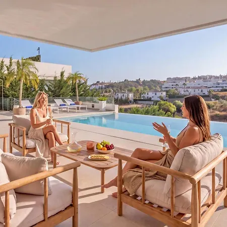 Vacation Marbella I Status, Private Pool, 5min To The Beach, Bbq, Rooftop Terrace, 5 Bdrs, Luxury *