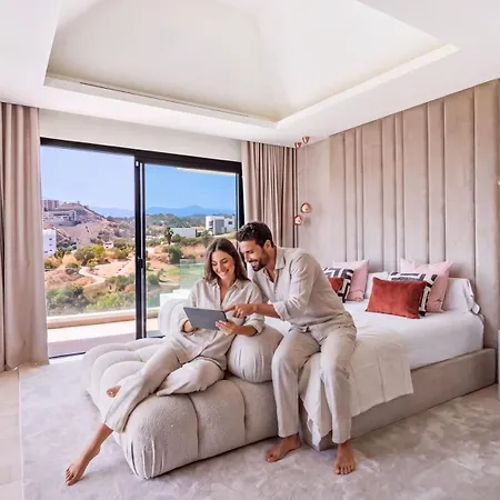빌라 Vacation Marbella I Status, Private Pool, 5min To The Beach, Bbq, Rooftop Terrace, 5 Bdrs, Luxury