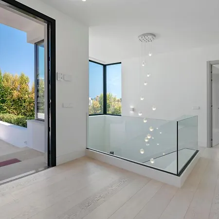 Vacation Marbella I Status, Private Pool, 5min To The Beach, Bbq, Rooftop Terrace, 5 Bdrs, Luxury 에스테포나